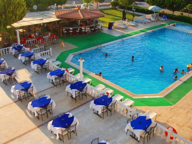 Imagen de la piscina del The Palm Club Apart Otel. Foto 18
