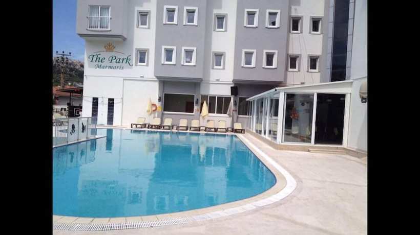 Imagen de la piscina del The Park Marmaris Hotel. Foto 19