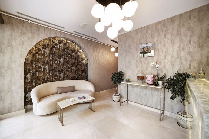 Imagen de los interiores del The Pearl Suites. Foto 20