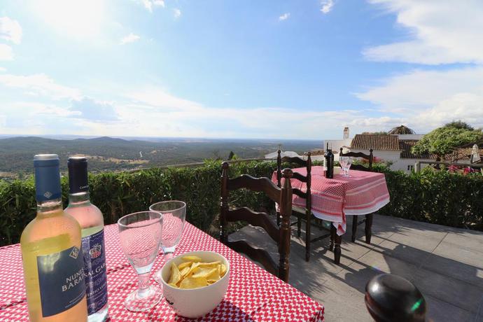 Imagen de los exteriores del The Place At Evoramonte. Foto 7