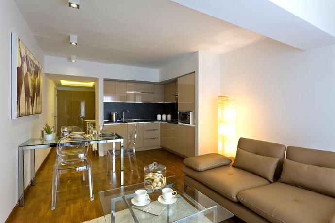 Imagen de los interiores del The Place Hotel. Foto 14