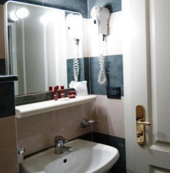Imagen de la habitación del The Port Residence. Foto 7