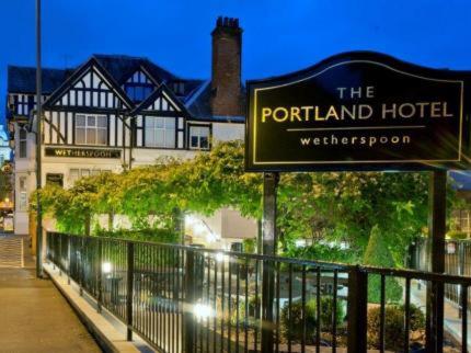 Imagen general del The Portland Hotel Wetherspoon. Foto 1