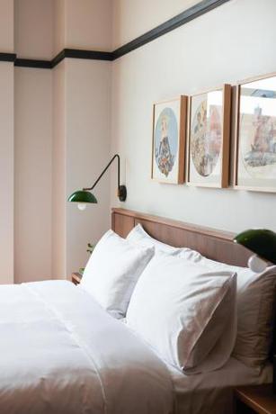 Imagen de la habitación del The Postmark Hotel. Foto 16