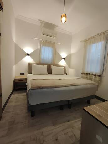 Imagen general del The Professor\'s Hotel. Foto 1