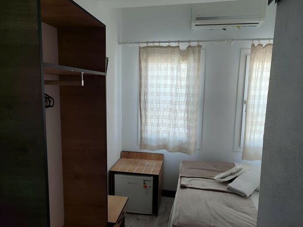 Imagen general del The Professor\'s Hotel. Foto 14