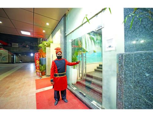 Imagen general del The Red Velvet Hotel Samarpan, Patna. Foto 13