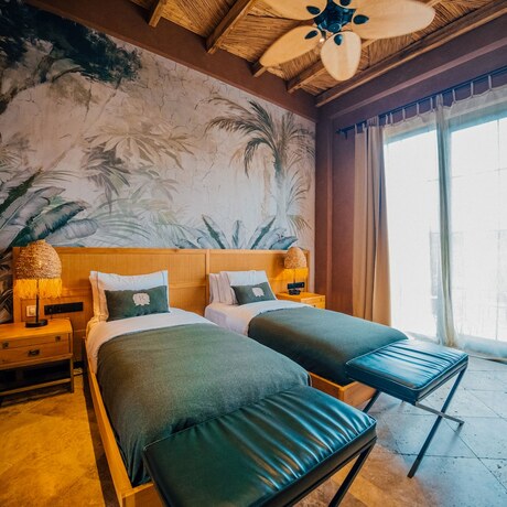 Imagen de la habitación del The Remote Hotel. Foto 18