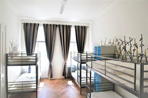 Imagen de la habitación del The Republic Garden. Foto 2