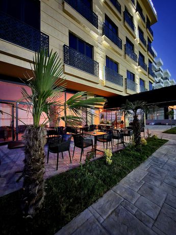Imagen general del The Rest Port Hotel. Foto 1
