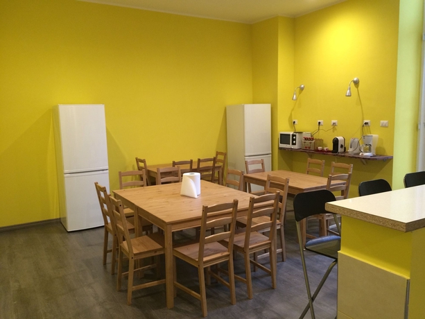 Imagen del bar/restaurante del The Roma House. Foto 4