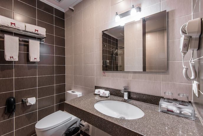 Imagen de la habitación del The Royal Mezbon Hotel and SPA. Foto 2