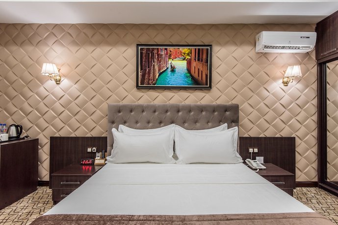 Imagen de la habitación del The Royal Mezbon Hotel and SPA. Foto 6