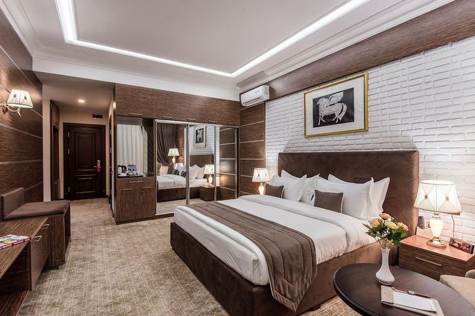 Imagen de la habitación del The Royal Mezbon Hotel and SPA. Foto 9