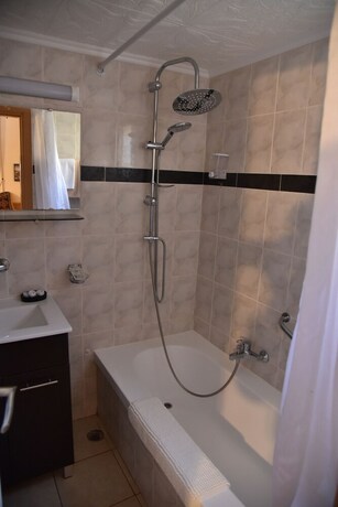 Imagen de la habitación del The Safed Inn. Foto 29