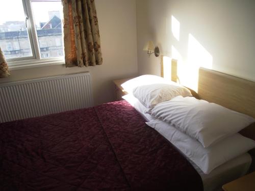 Imagen de la habitación del The Sandringham Hotel. Foto 8