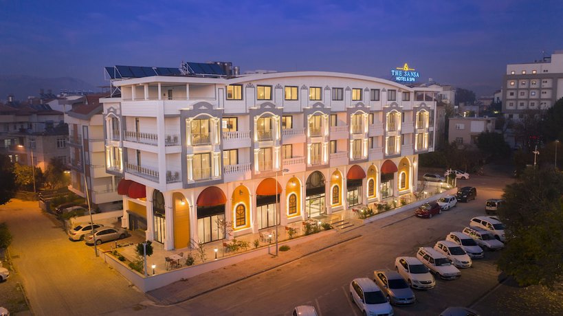 Imagen general del The Sansa Hotel and Spa. Foto 8