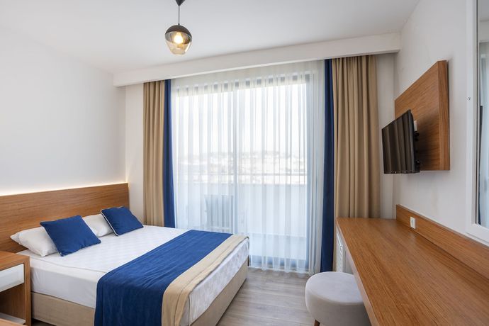 Imagen de la habitación del The Sansa Hotel and Spa. Foto 13