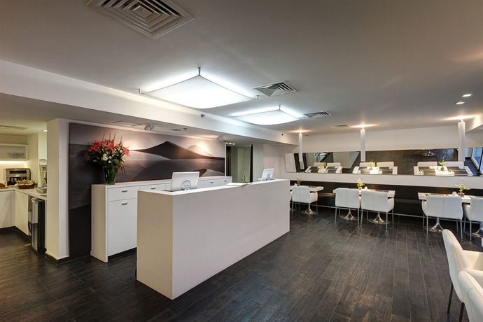 Imagen de los interiores del The Savoy Tel-aviv, Sea Side. Foto 12