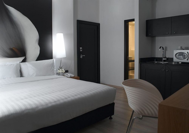 Imagen de la habitación del The Savoy Tel-aviv, Sea Side. Foto 10