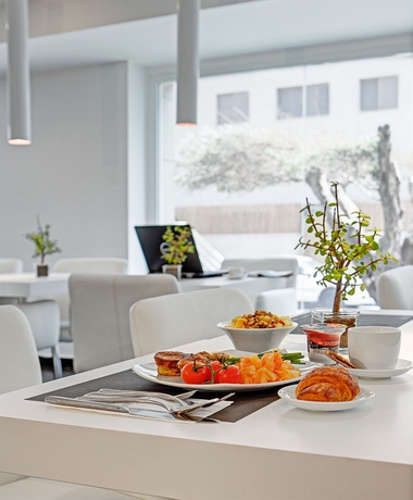 Imagen de los interiores del The Savoy Tel-aviv, Sea Side. Foto 15