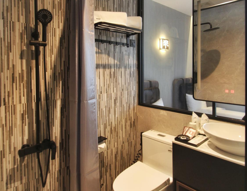 Imagen general del The Seraya Hotel. Foto 15