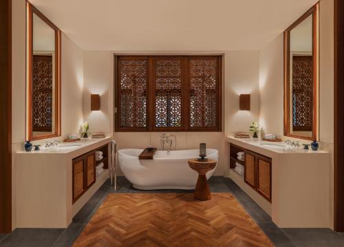 Imagen de la habitación del The Sira, a Luxury Collection Resort and Spa, Lombok. Foto 12
