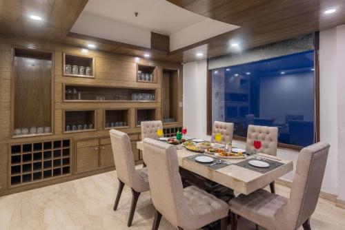 Imagen general del The Solitaire Resort by Lawrence Hotels. Foto 1