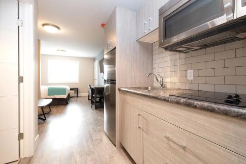 Imagen general del The Suites, Red Deer. Foto 5