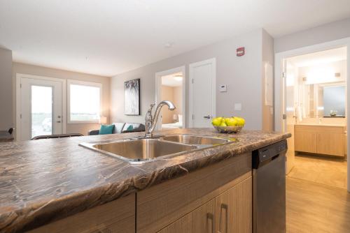 Imagen de la habitación del The Suites, Red Deer. Foto 14