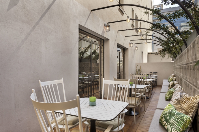 Imagen de los exteriores del The Vera. Foto 14