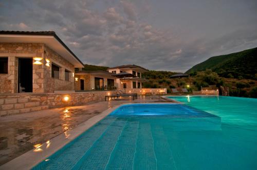 Imagen general del The View Hotel Sofas Coastal Retreat. Foto 1