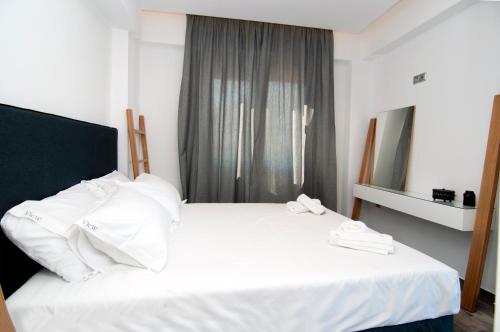 Imagen general del The View Hotel Sofas Coastal Retreat. Foto 2
