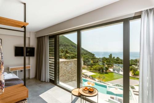 Imagen general del The View Hotel Sofas Coastal Retreat. Foto 14