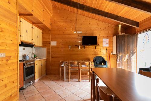 Imagen de la habitación del The Village Chalet. Foto 20