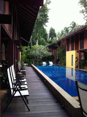 Imagen de los exteriores del The Village House. Foto 10