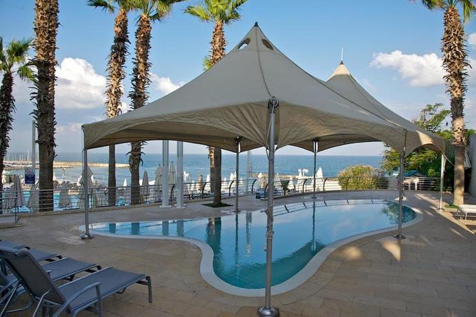 Imagen de la piscina del The Vista At Hilton Tel Aviv. Foto 14