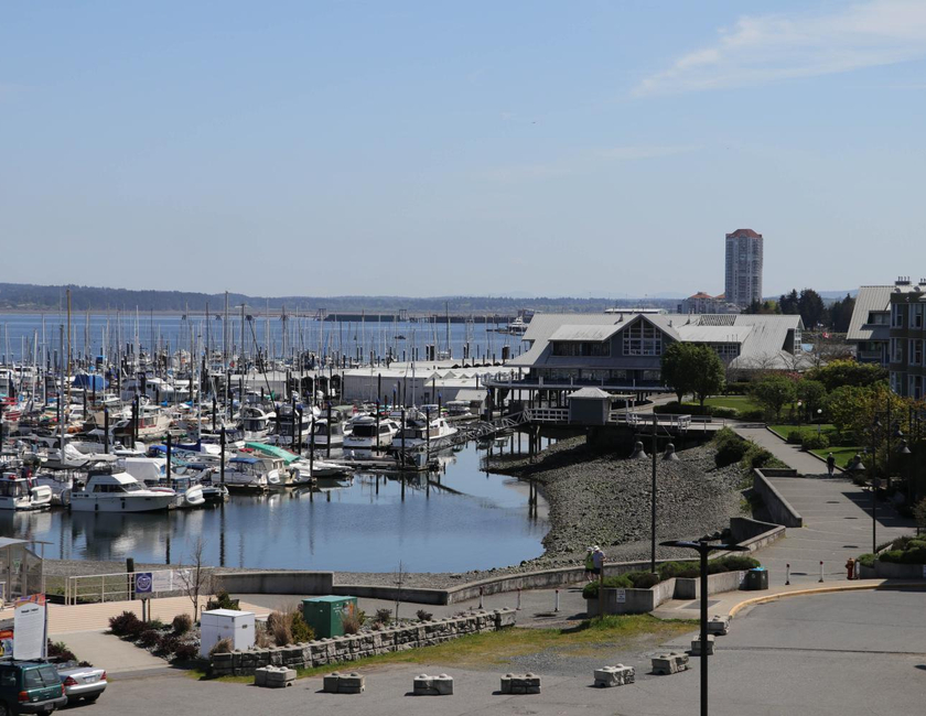 Imagen general del The Waterfront Suites And Marina. Foto 6