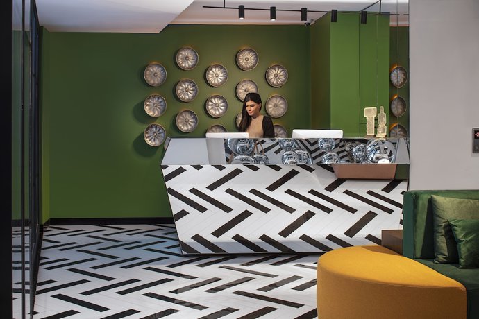 Imagen de los interiores del The Westist Hotel and Spa. Foto 18