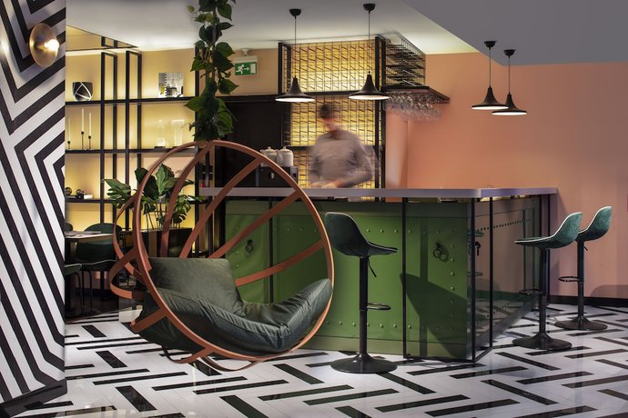 Imagen de los interiores del The Westist Hotel and Spa. Foto 19