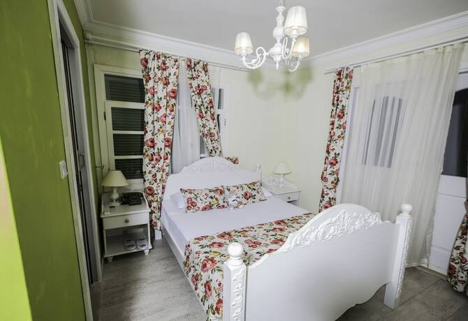 Imagen general del The White Hotel, Cesme. Foto 4