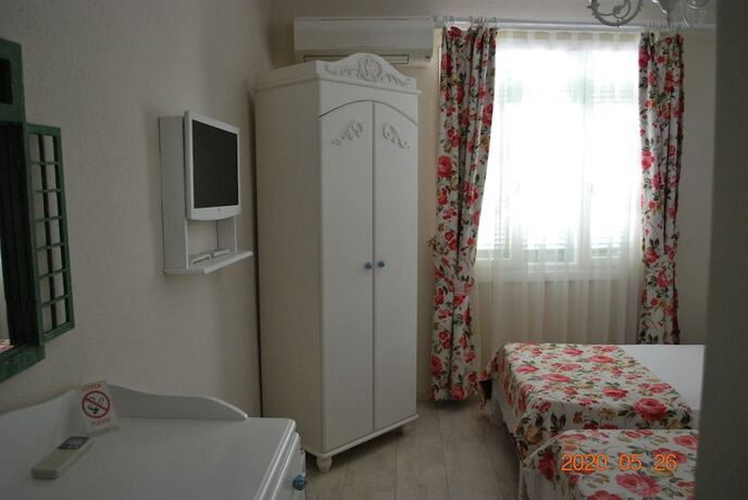 Imagen de la habitación del The White Hotel, Cesme. Foto 12