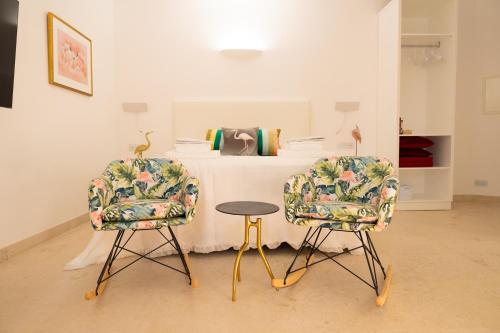 Imagen de la habitación del The White Knight Premium Boutique Hotel. Foto 15