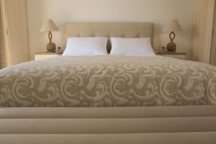 Imagen de la habitación del Theasis Luxury Suites. Foto 7