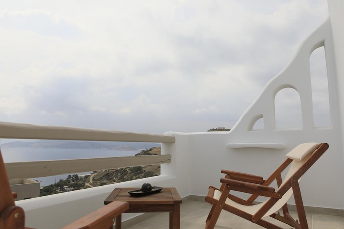 Imagen de la habitación del Theasis Luxury Suites. Foto 15