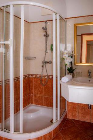 Imagen de la habitación del Thermenhotel Vier Jahreszeiten. Foto 18