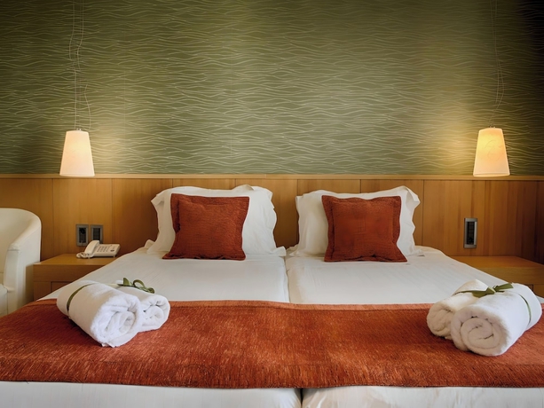 Imagen de la habitación del Thessalikon Grand Hotel. Foto 13