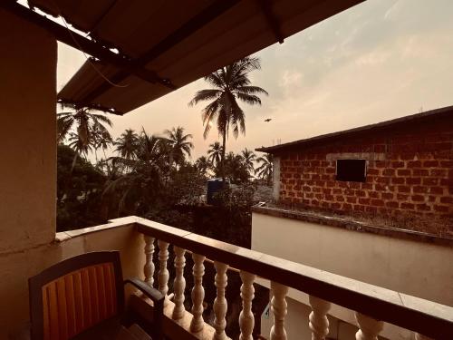 Imagen general del Thomas Ashwem x One Light Stays. Foto 6