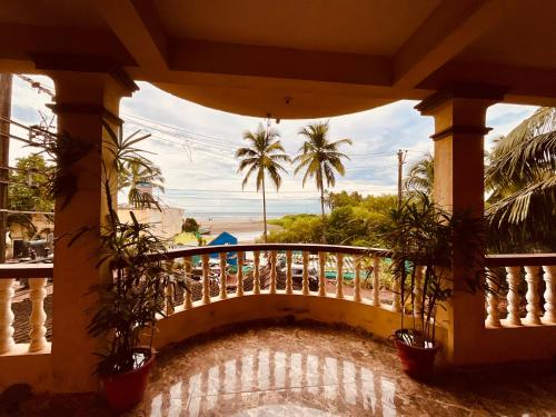 Imagen general del Thomas Ashwem x One Light Stays. Foto 14