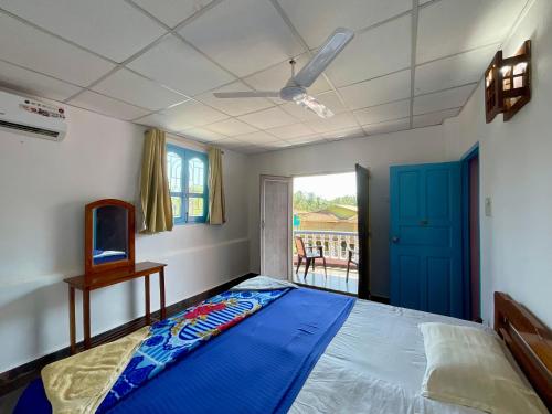 Imagen general del Thomas Ashwem x One Light Stays. Foto 15